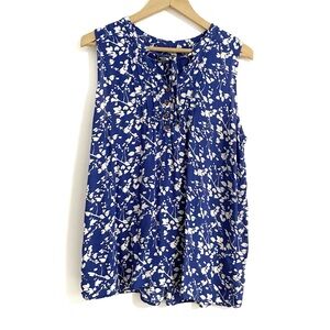 the North Face • blue floral pintucked sleeveless blouse • L